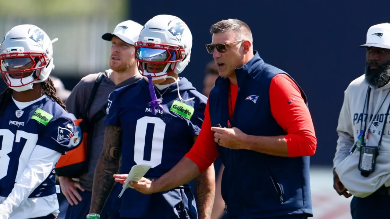 Christian Gonzalez absence: Mike Vrabel clarifies physical issue after preseason opener - New England Patriots