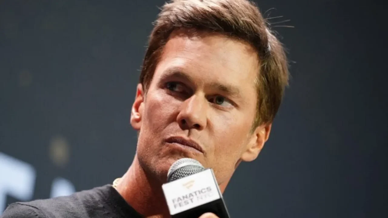 Did Tom Brady Help the Seahawks? Mike Vrabel Says 'I'm sure they talked.' - New England Patriots