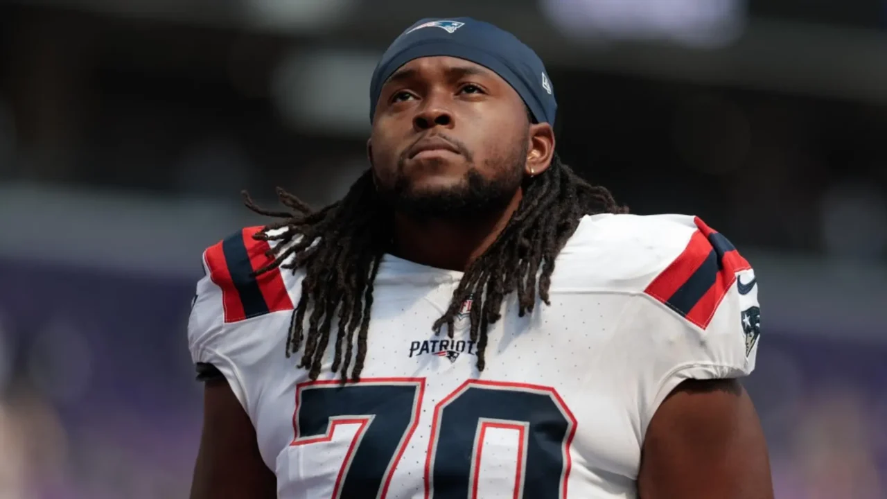 Patriots release Caedan Wallace; Niko Lalos re-signed, per reports - New England Patriots