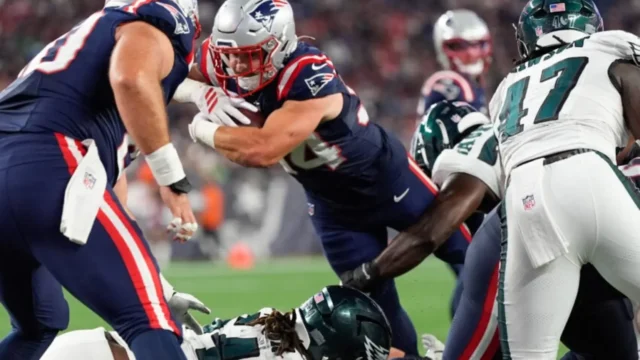 Patriots Stock Watch: Larison rising, Lomu overmatched after preseason - New England Patriots