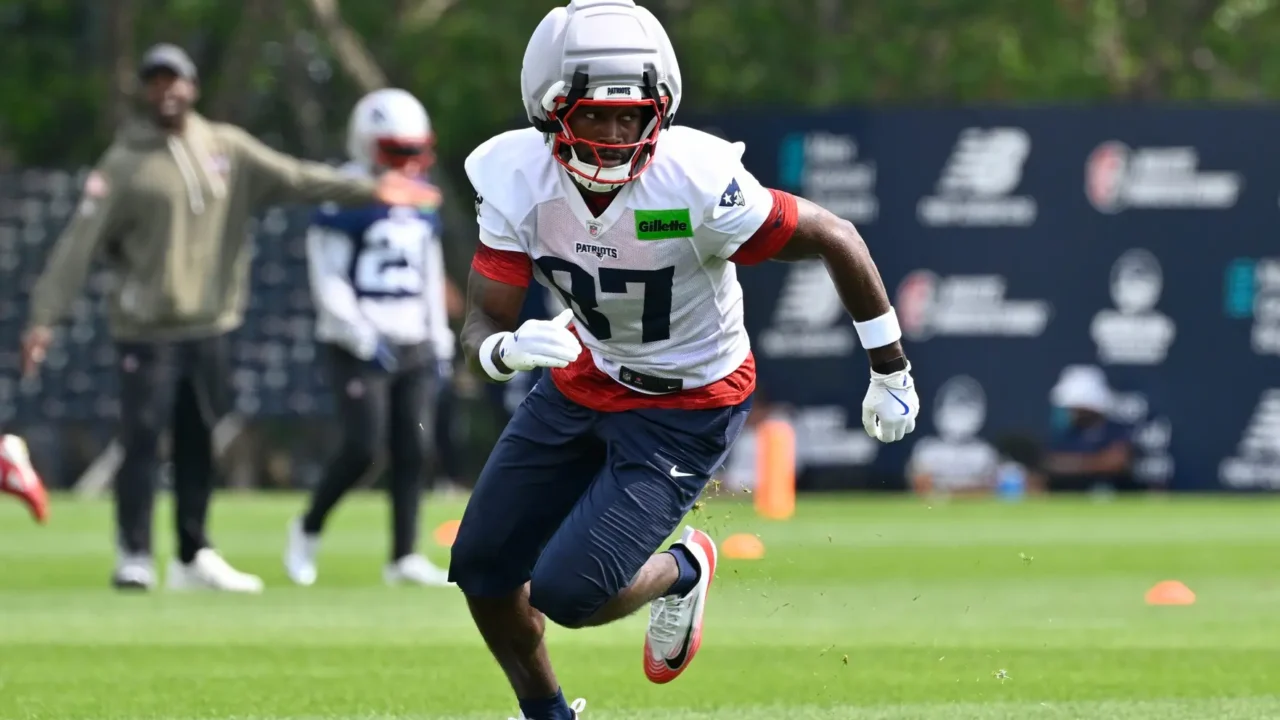 Patriots training camp: Drake Maye and Romeo Doubs erupt on Day 15 - New England Patriots