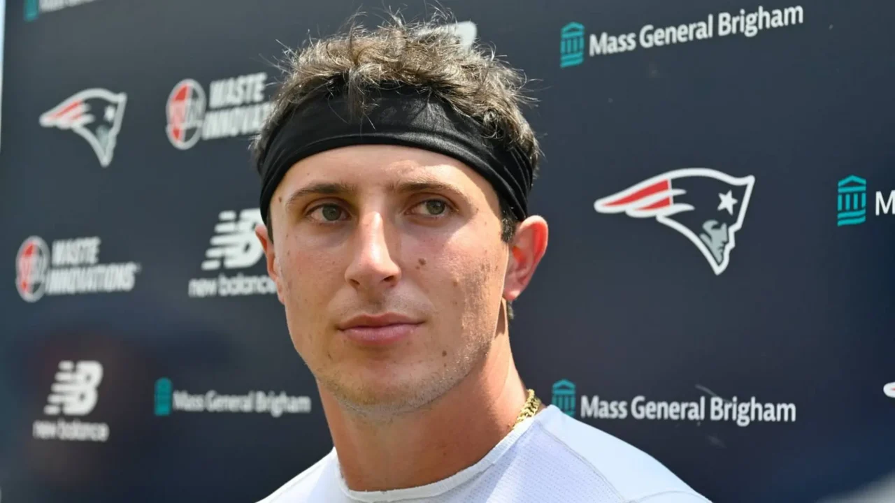Tommy DeVito nickname: Mike Vrabel dubs backup "Two Chains," Giants fans react - New England Patriots