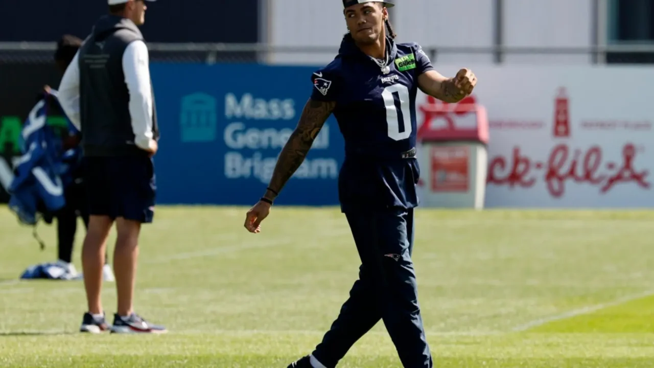 Christian Gonzalez remains out of Patriots walkthrough; Van Roten reportedly signed - New England Patriots