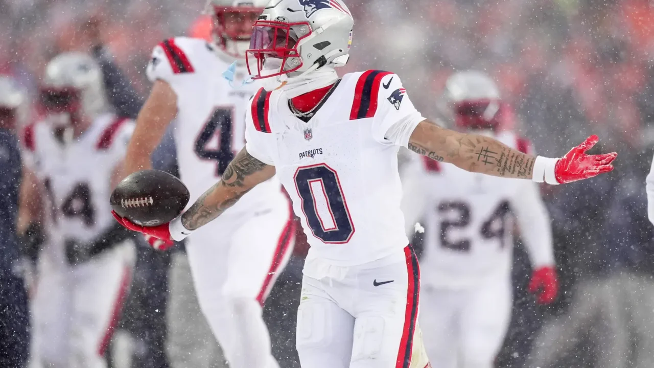 AFC Notes: Christian Gonzalez, Geno Smith locker-room punch and Mike Vrabel on Week 1 - New England Patriots