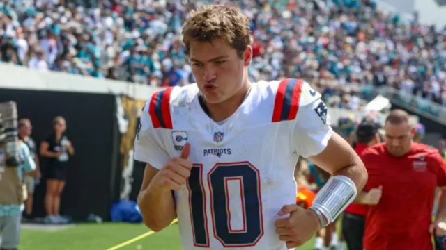 Drake Maye benched after turnover-plagued loss to Jaguars - New England Patriots
