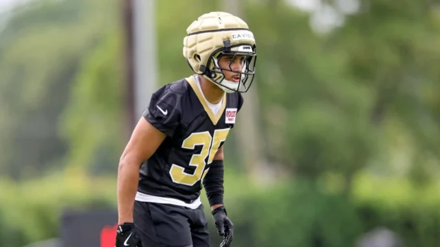 Elliott Davison Returns to Patriots Practice Squad; Shane Zylstra Released - New England Patriots