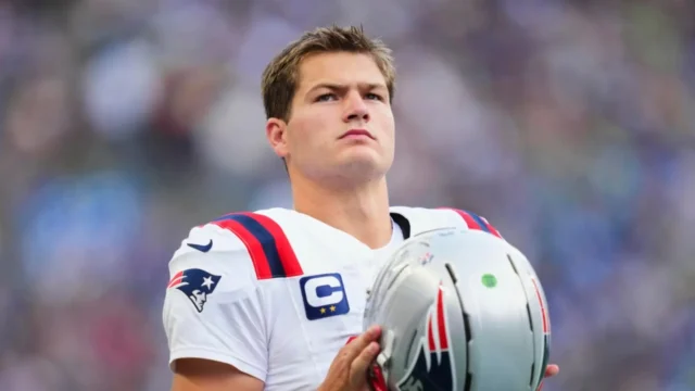 Patriots fans still back Drake Maye after rocky Seattle finish - New England Patriots