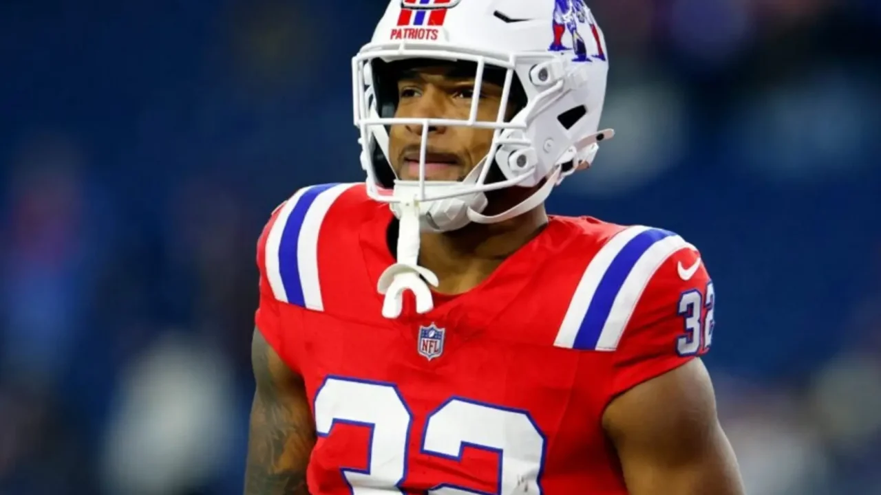 TreVeyon Henderson social media post draws coach praise ahead of season debut - New England Patriots